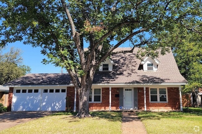 Building Photo - 312 Cotillion Rd Rental