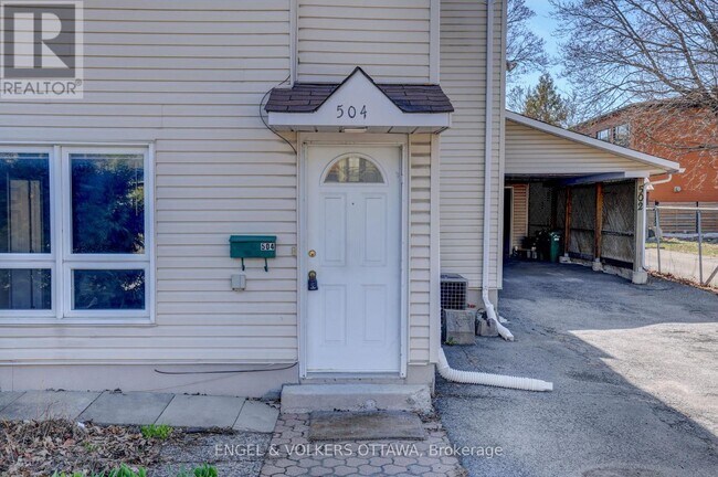 Photo - 504 Hilson Ave