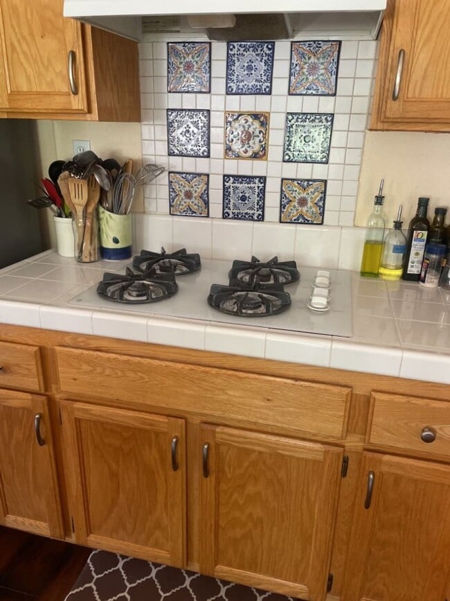 Photo - Gorgeous 4bed/3 full bath 2 story Home in Davis