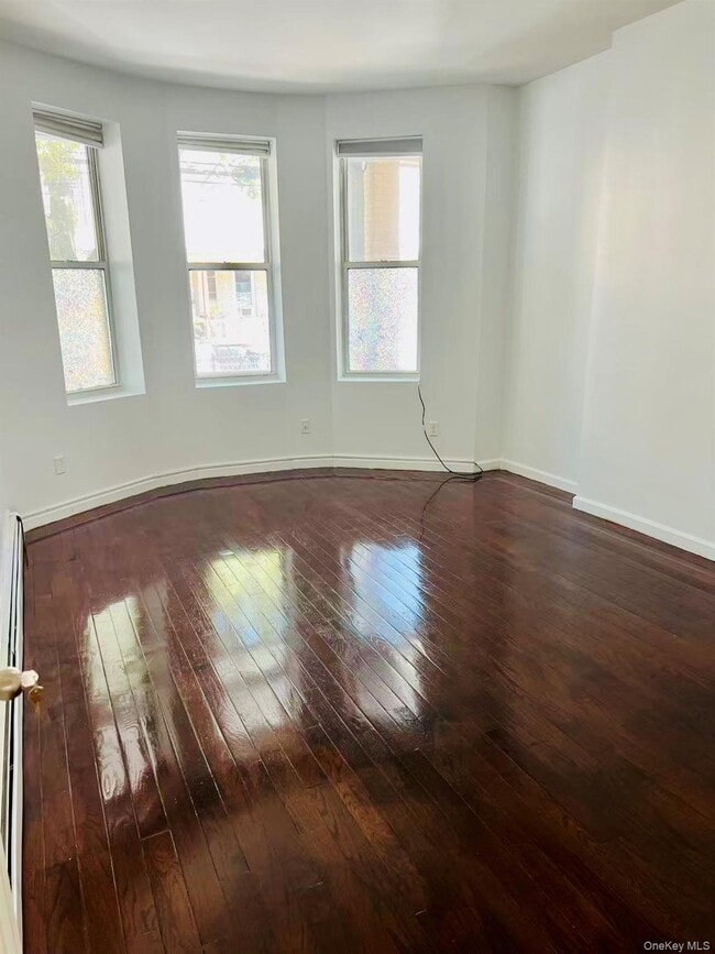 Photo - 87-18 85th St Unidad 2nd Floor