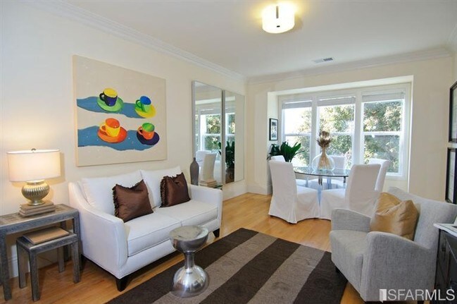 Foto del edificio - 606-610 Lake St