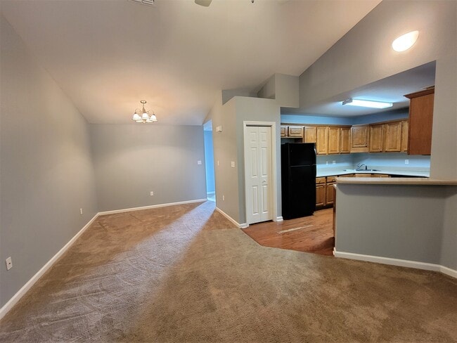 Photo - 1659 Quazar Rd