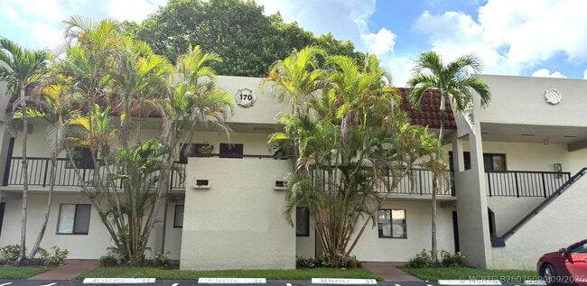 Building Photo - 170 NW 70th St Unit 1030