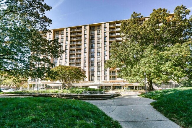 Photo - 4600 S Four Mile Run Dr Unit 414