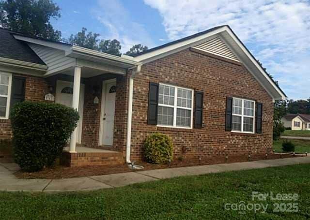 Building Photo - 745 Shinnville Rd Rental