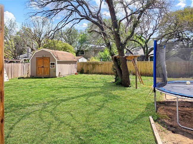 1411 Waldrop Cove