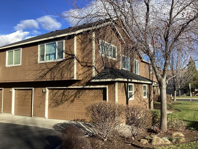 Photo - r1813/1815/1817 Unidad 1817