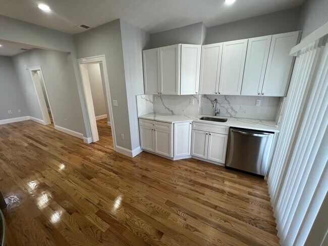 Photo - 139 Oxford St Unidad 6 Rental