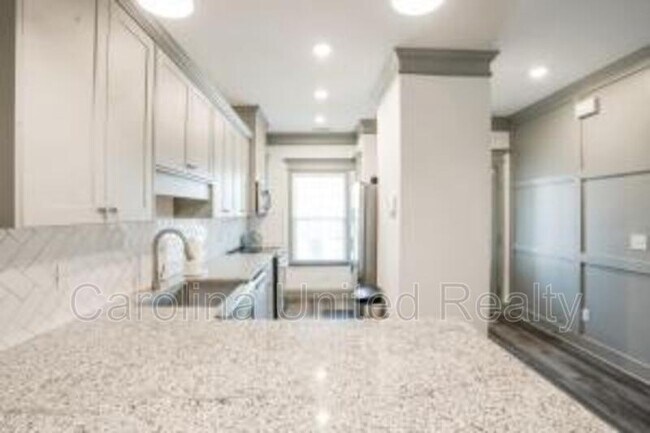 Photo - 2439 Sequoia Trail