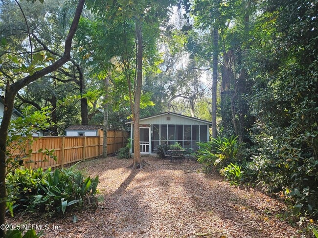 Photo - 2514 Algonquin Ave Unit B