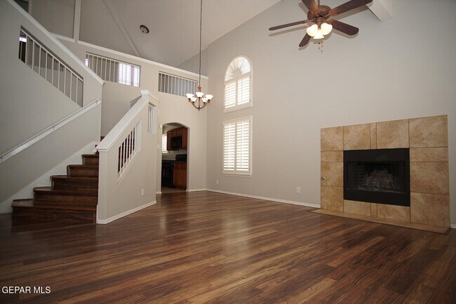 Photo - 10932 Acoma St