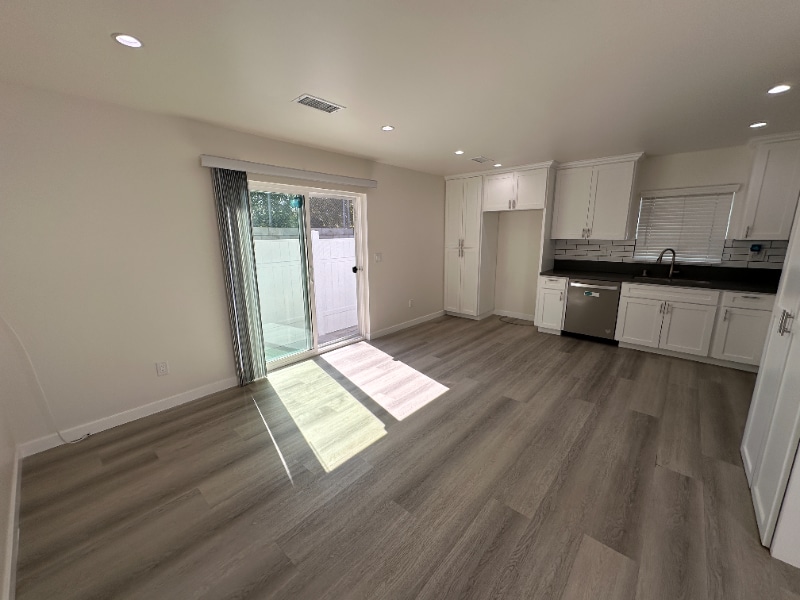 Photo - 2110 Gaviota Ave