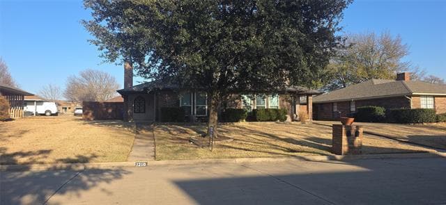 Building Photo - 1210 Fairhaven Dr