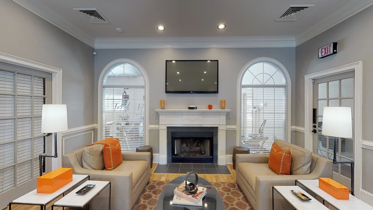 Photo - Crowne Polo Apartments