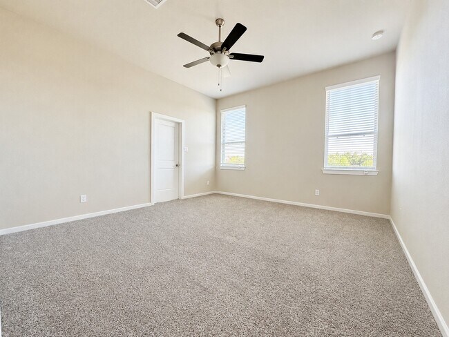 Photo - 21018 Camberwell Beauty Ln