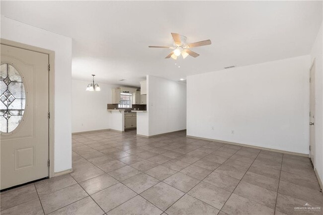 Photo - 18 Gumwood Ave