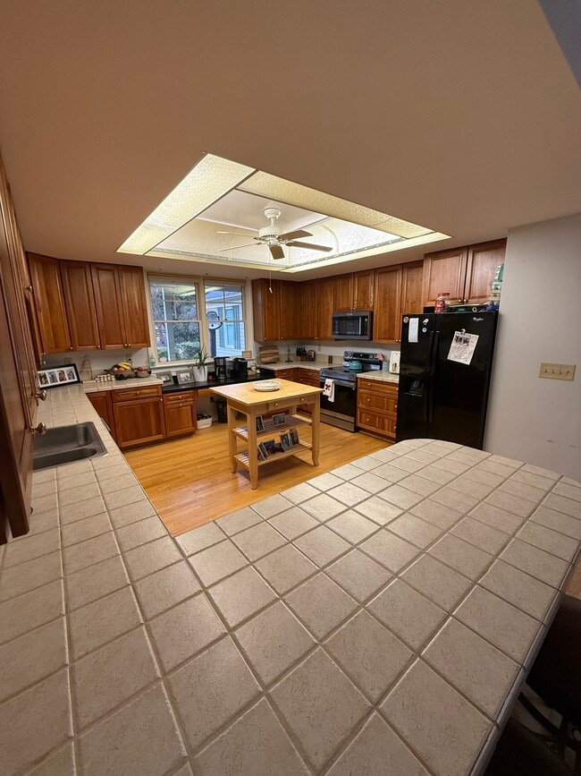 Photo - 406 Angus Ln