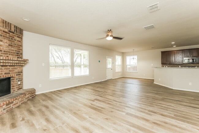 Photo - 6319 Tulia Way