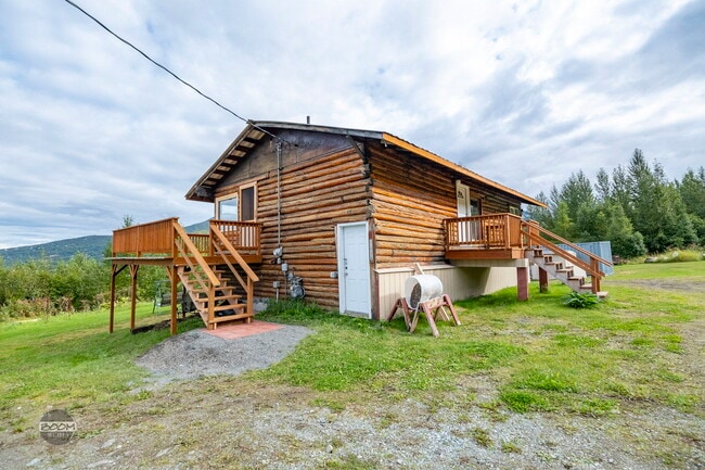 Photo - 8153 Stewart Mountain Dr