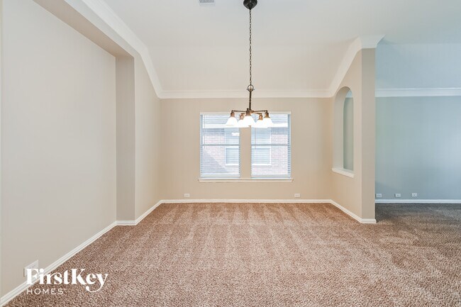 Photo - 3010 Silverwood Park Ln