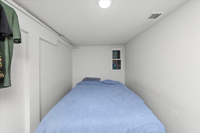 Photo - 3 bedroom in Chicago IL 60647 Unidad 1F