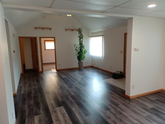 Photo - 418 Manitowoc St Unit 418