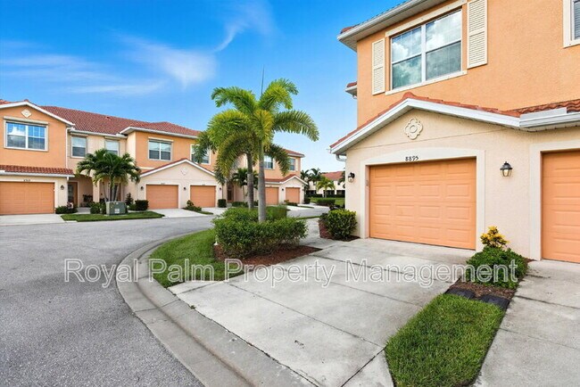 Photo - 8895 Via Isola Court