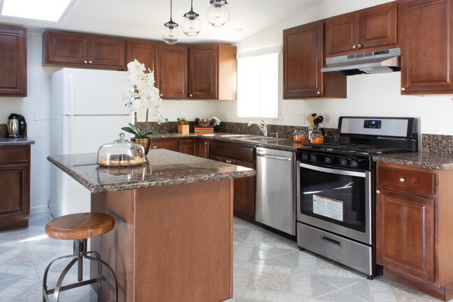 Photo - 74092 Aster Dr