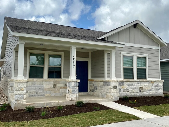 Photo - Room in House on Pecan Island Dr