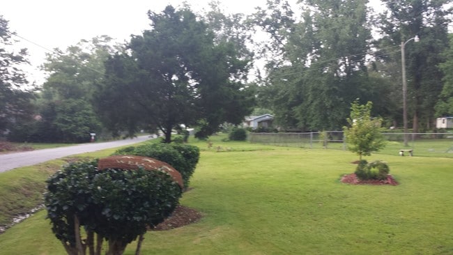 Photo - 235 Sunnylane Dr