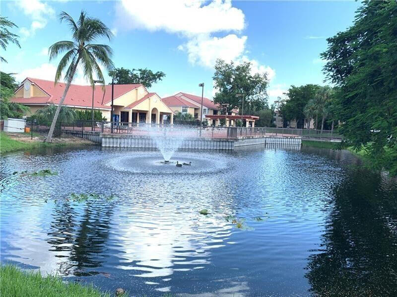 Photo - 5721 Riverside Dr Unidad 102