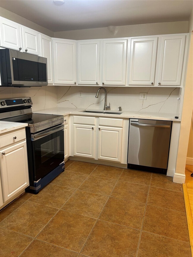 Photo - 4116 NW 88th Ave Unit 202