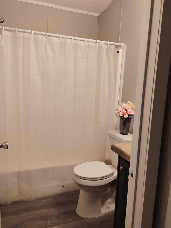 Photo - 110 N Michigan St