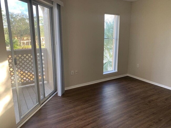 Photo - 4831 Via Palm Lakes