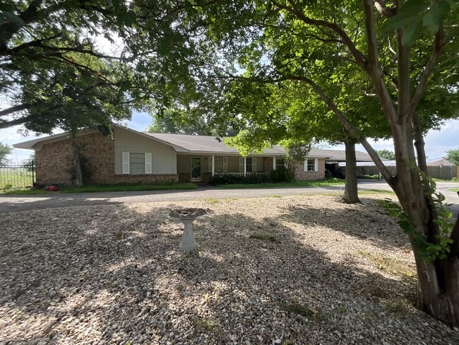 Photo - 24291 TX-19 House