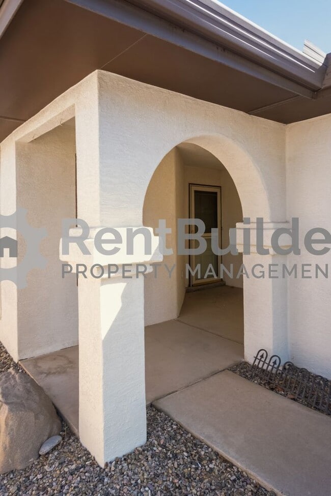 Photo - 13157 Neon Ave NE