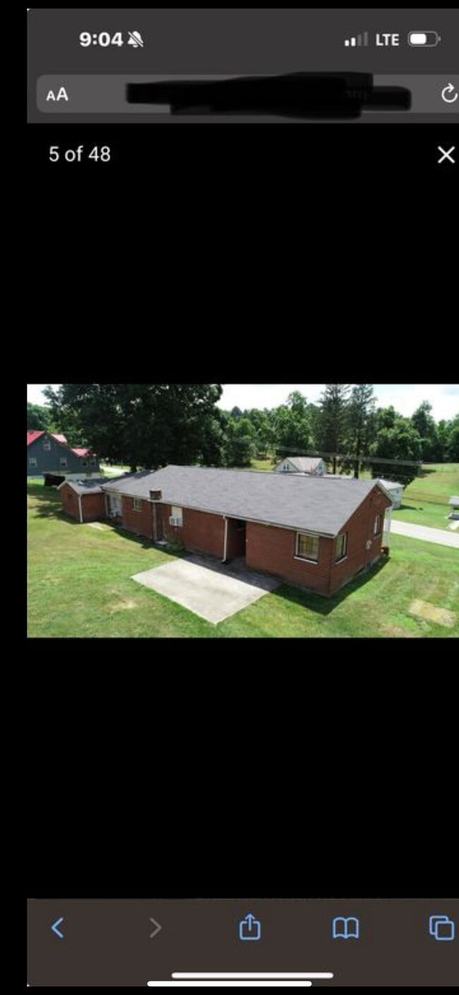 Photo - 598 Brown Ave
