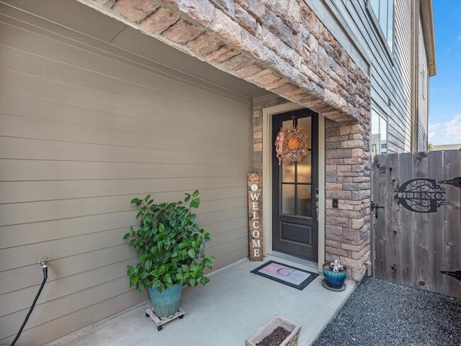 Photo - 1762 Sierra Crest Dr