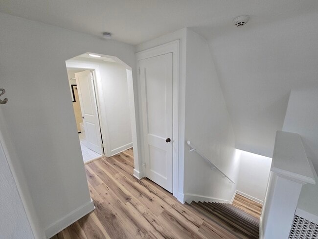 Photo - CUTE & COZY 2BED/1BATH DUPLEX FOR RENT - U...