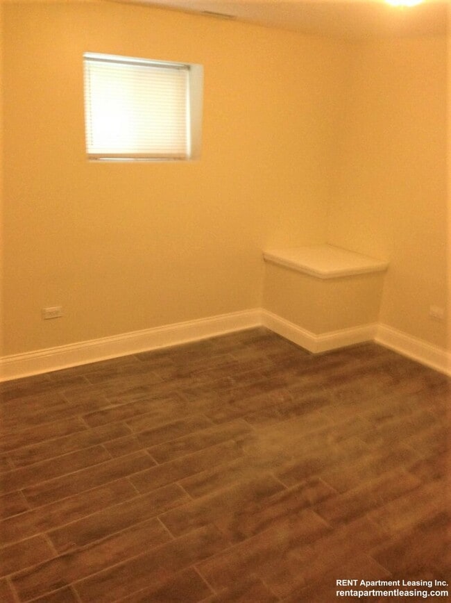 Photo - 2433 N Meade Ave Unit G