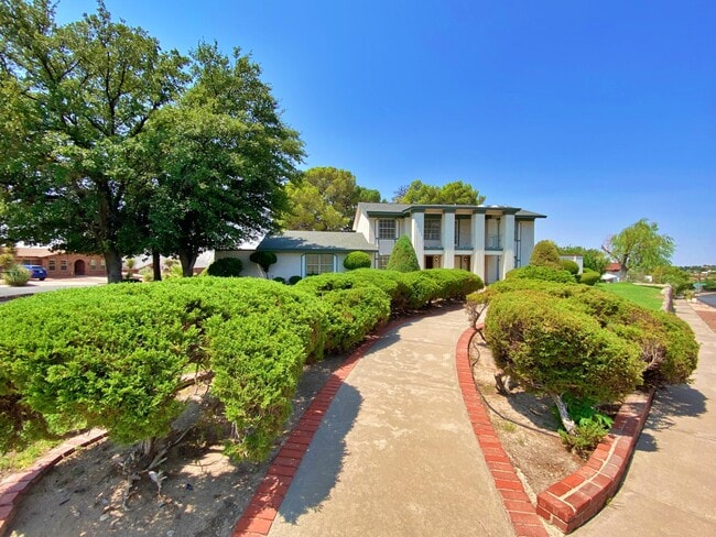 Photo - 6771 Westwind Dr