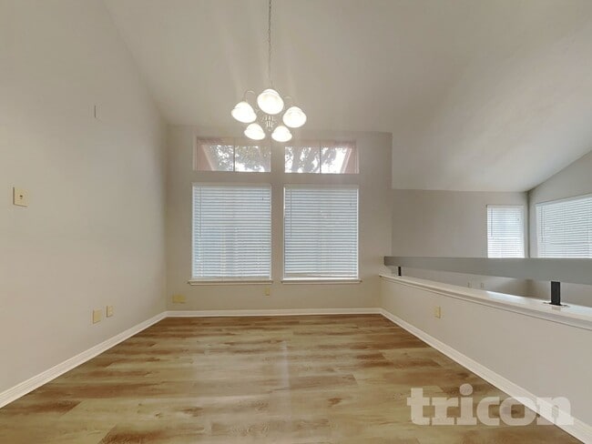 Photo - 8559 Spring Green Dr