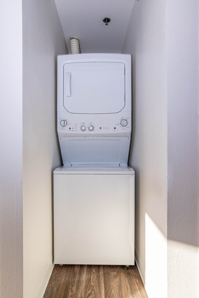 Arbor Woods Apartments For Rent in Federal Way, WA