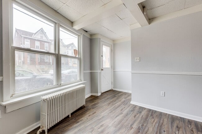 Photo - 2300 Arlington Ave Unit Bottom