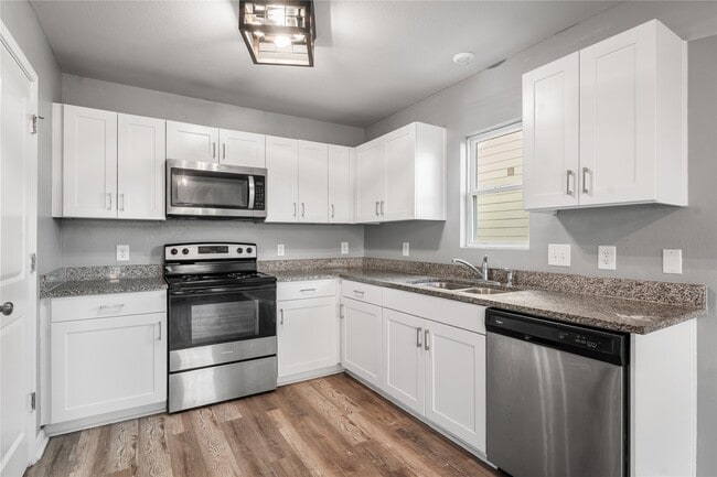 Photo - 15638 Del Norte Dr
