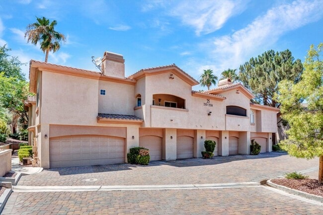 Beautiful 2 Bed 2 Bath ground floor condo ... - Beautiful 2 Bed 2 Bath ground floor condo ... Unidad 2512