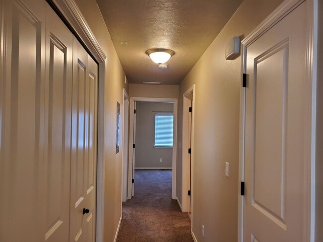 1521 W Alexandra Ln Unit 101