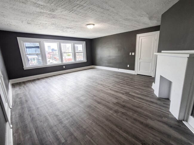 2405 East Ave