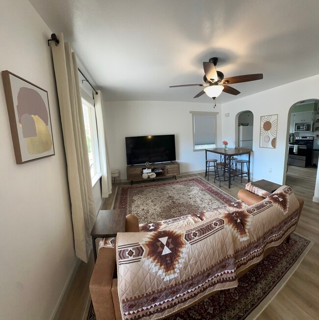 Photo - 705 Morrison Ave