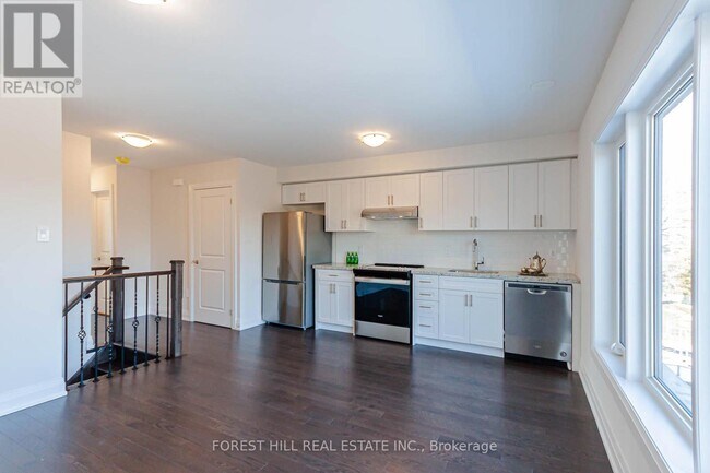 Photo - 37 Wild Rose Gardens